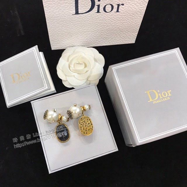 Dior飾品 迪奧經典熱銷款大小珍珠耳釘耳環  zgd1322